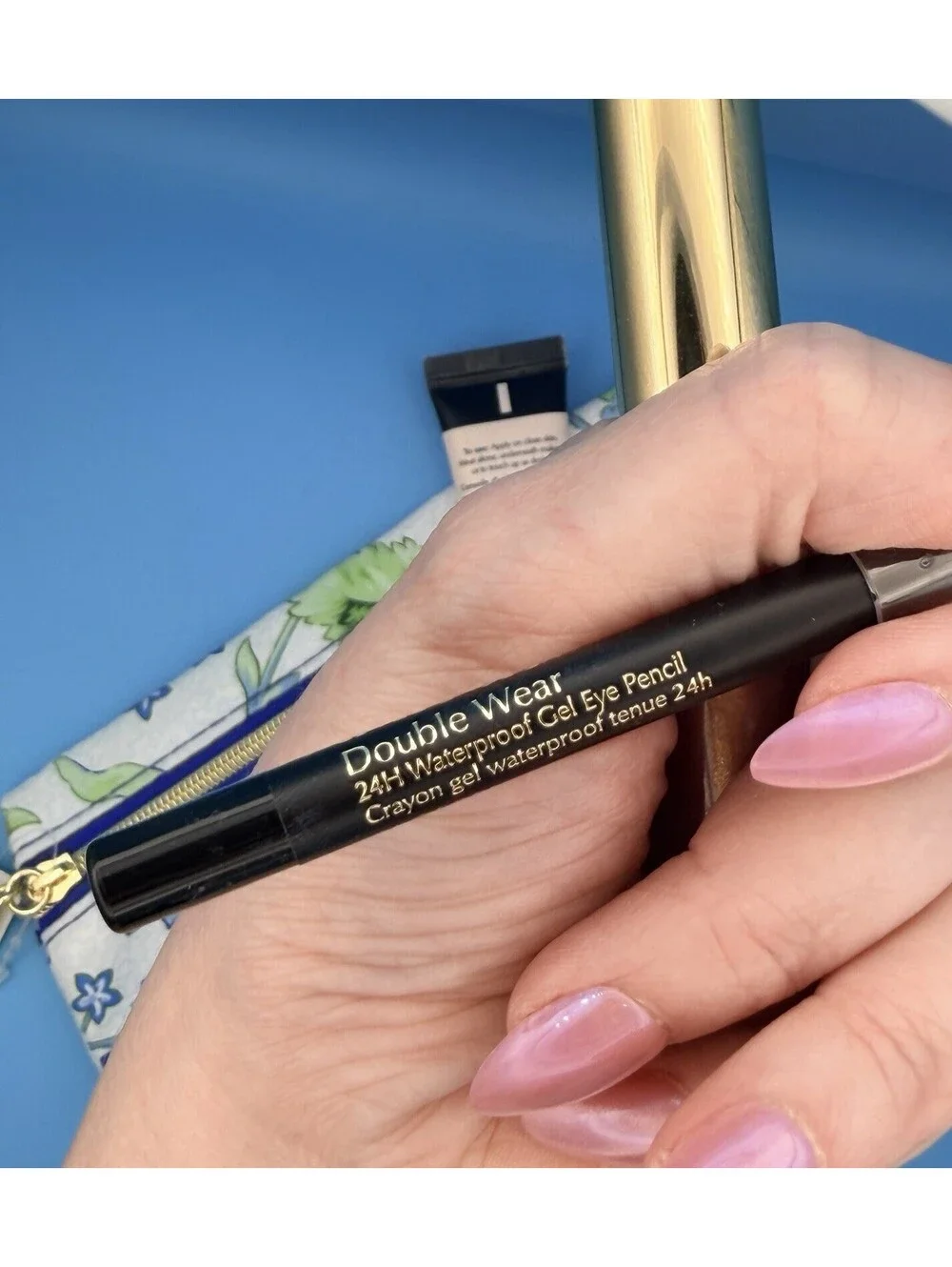 Estée Lauder Floral Makeup Bag  with 3 Piece makeup set.  Eyes, Lips, Face.